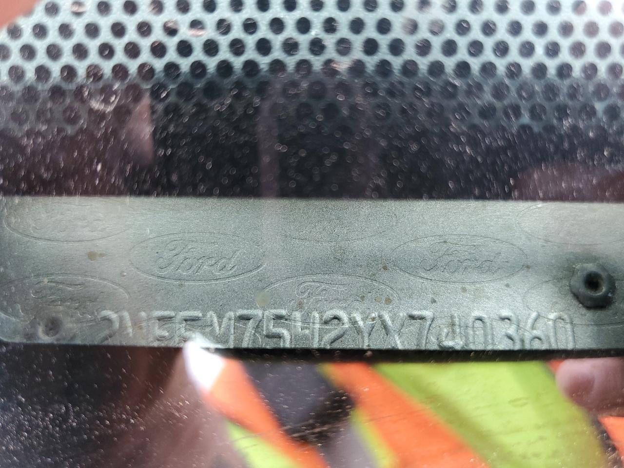 2MEFM75W2YX740360 2000 Mercury Grand Marquis Ls