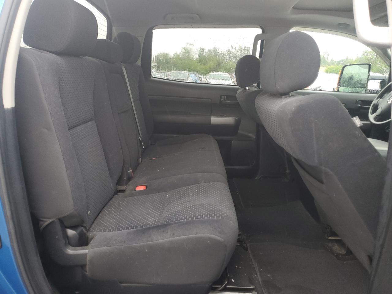 5TFDY5F16AX097835 2010 Toyota Tundra Crewmax Sr5