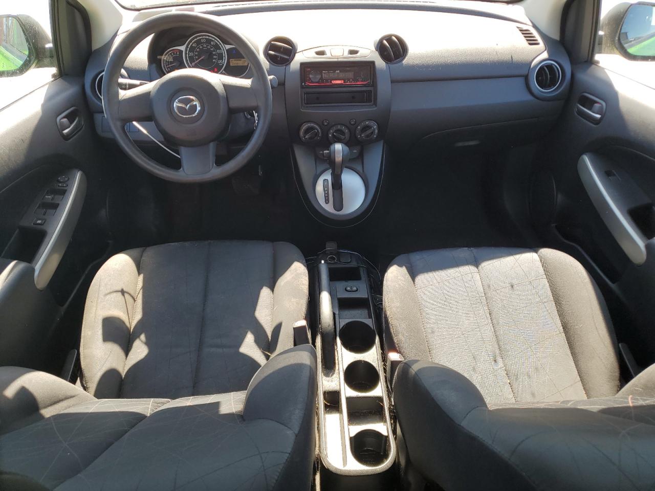 Lot #2647573661 2011 MAZDA MAZDA2