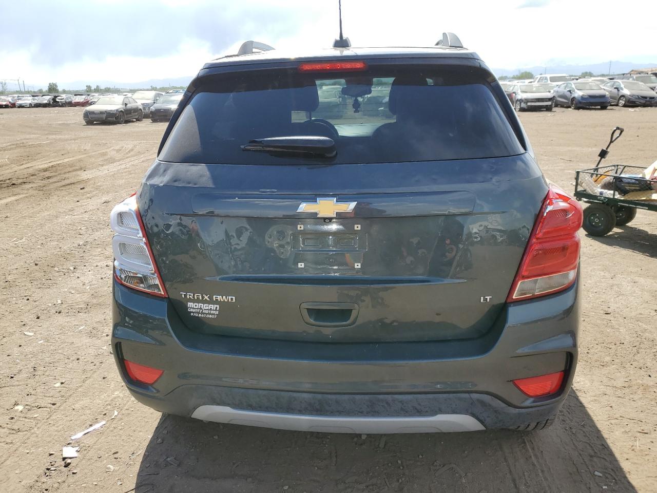 KL7CJPSB6JB556821 2018 Chevrolet Trax 1Lt