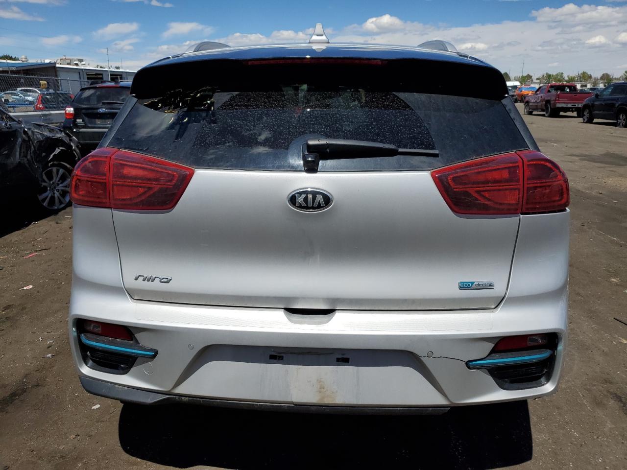 KNDCE3LG8M5103670 2021 Kia Niro Ex Premium