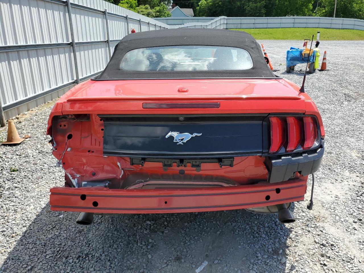 1FATP8UH9L5131660 2020 Ford Mustang