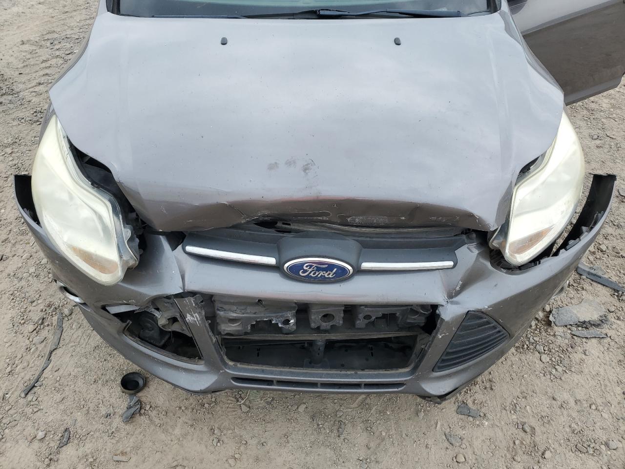 1FAHP3F21CL161295 2012 Ford Focus Se