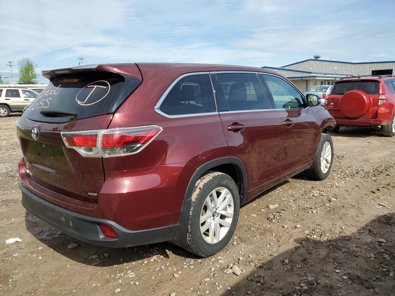 5TDBKRFH3GS229803 2016 Toyota Highlander Le