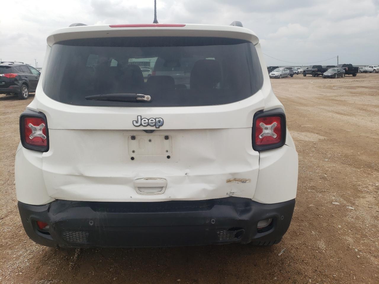 ZACCJABB8JPG85584 2018 Jeep Renegade Latitude