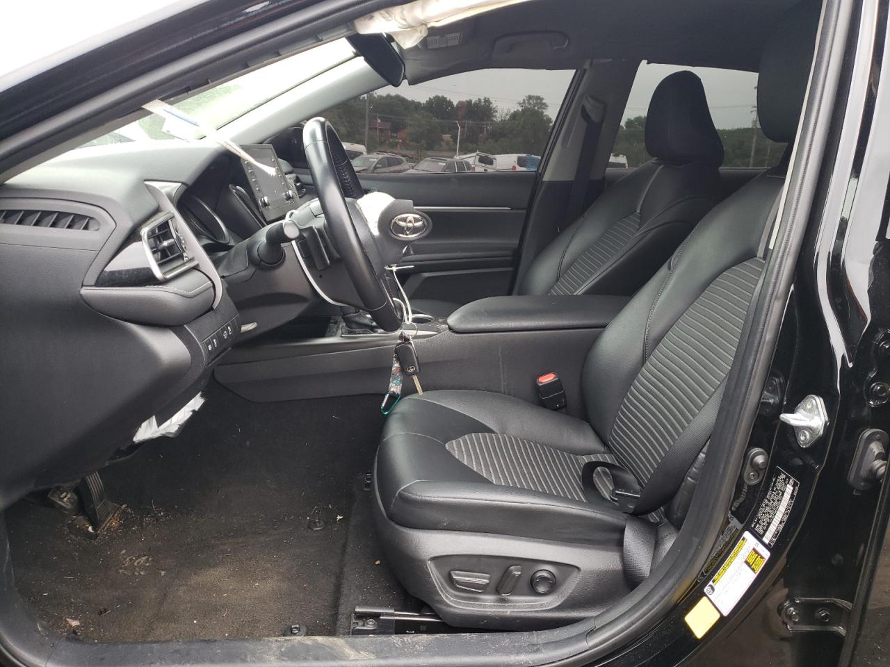 4T1G11AK4MU585175 2021 Toyota Camry Se