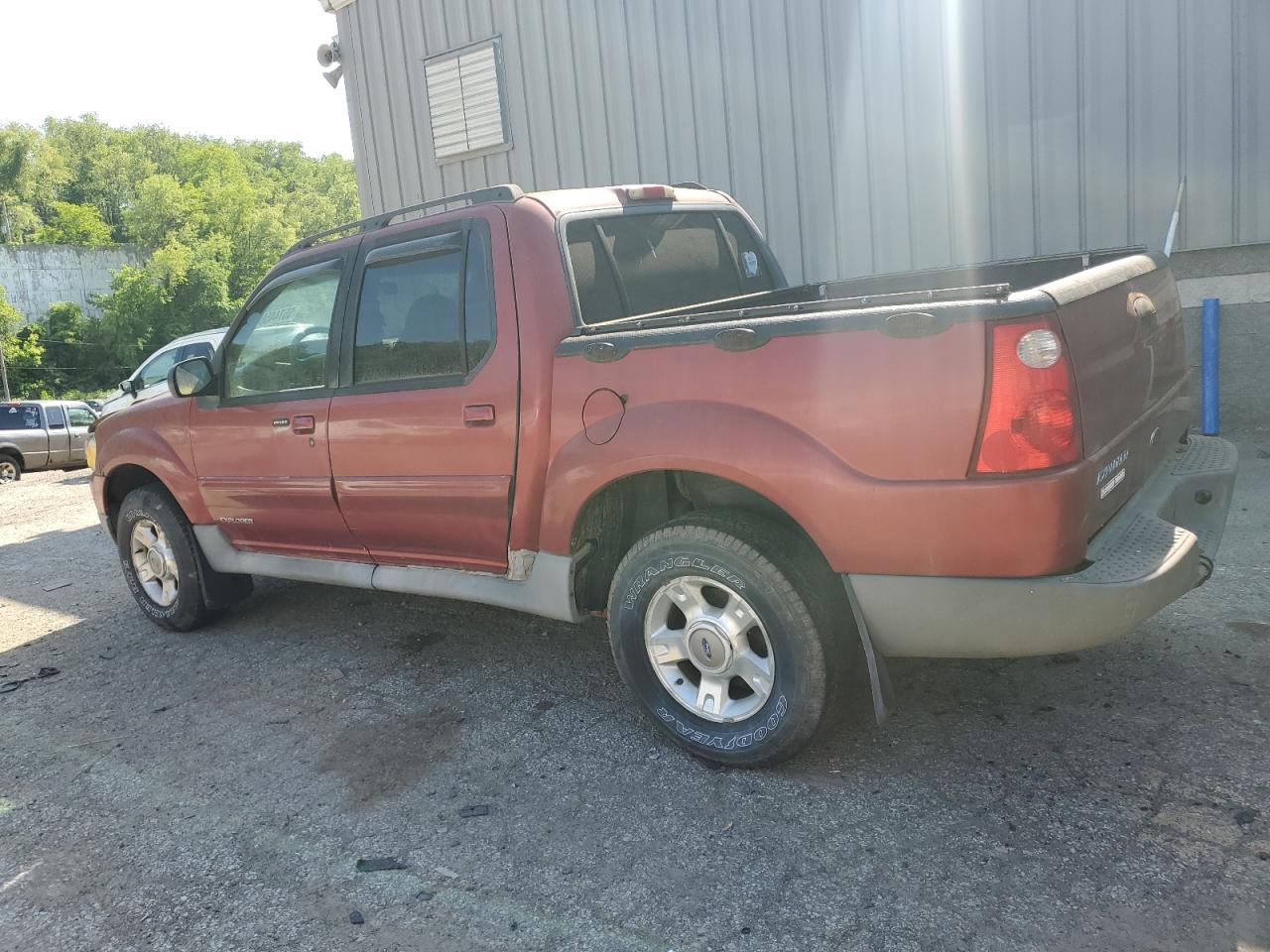 1FMZU77E51UA98583 2001 Ford Explorer Sport Trac