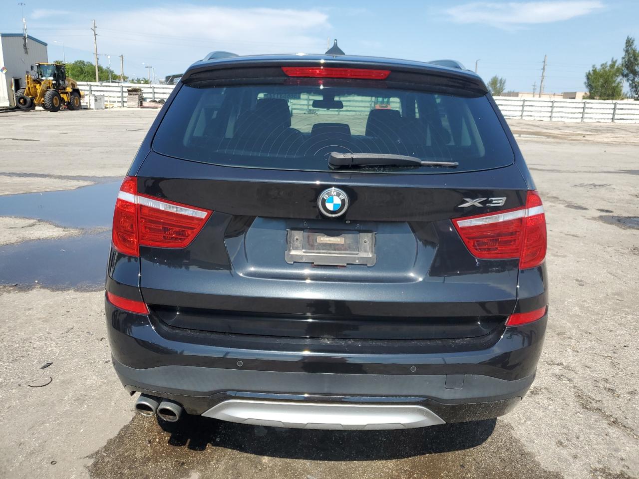 5UXWX9C5XH0T12192 2017 BMW X3 xDrive28I