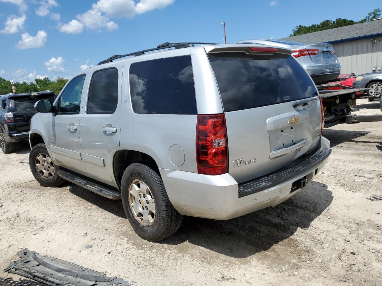 1GNMCBE39AR227702 2010 Chevrolet Tahoe C1500 Lt