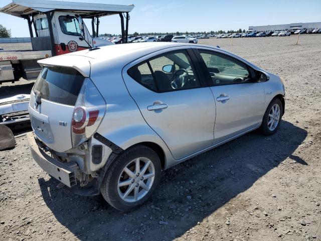 2013 Toyota Prius C VIN: JTDKDTB33D1035587 Lot: 54377544