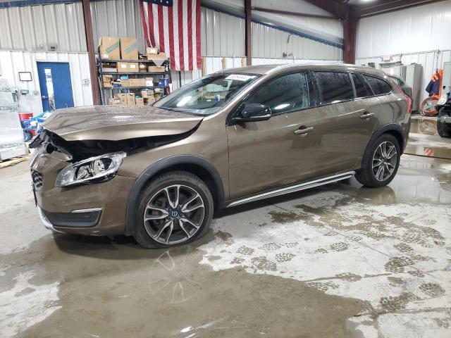 Lot #2510538325 2018 VOLVO V60 CROSS salvage car