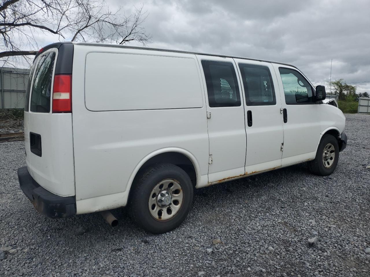 1GCSHAF47D1125756 2013 Chevrolet Express G1500