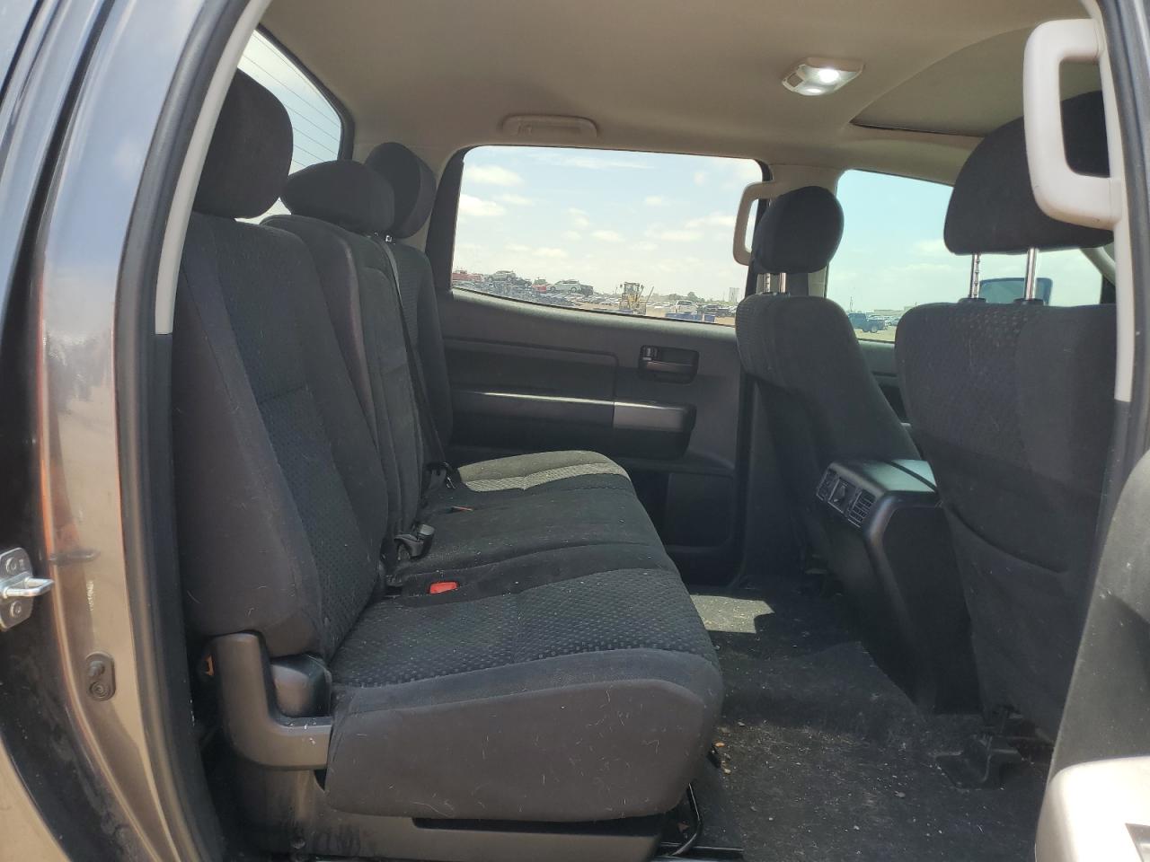 5TFDW5F10DX296633 2013 Toyota Tundra Crewmax Sr5