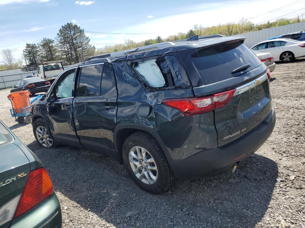 1GNEVGKW1JJ267345 2018 Chevrolet Traverse Lt