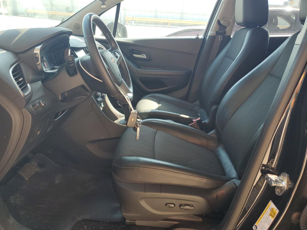 KL7CJLSB3LB316038 2020 Chevrolet Trax 1Lt