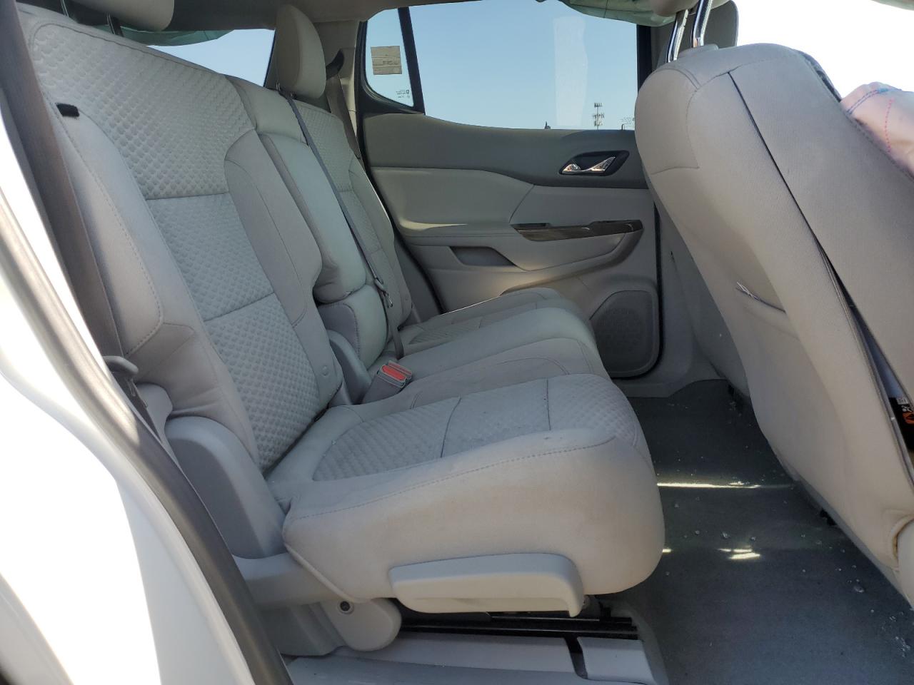 1GKKNSLA4JZ243984 2018 GMC Acadia Sle