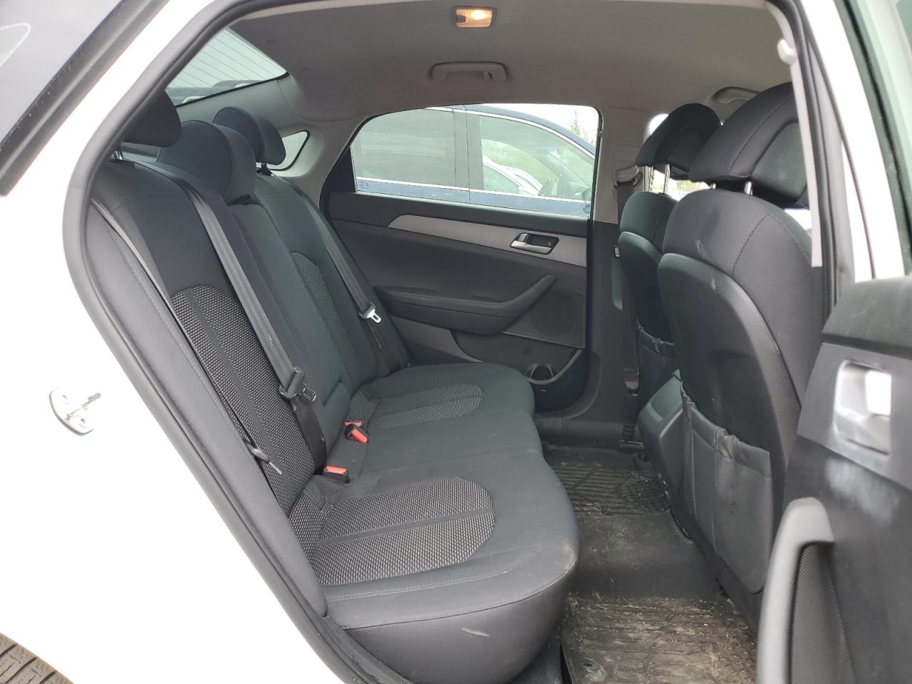 5NPE24AF3HH529810 2017 Hyundai Sonata Se