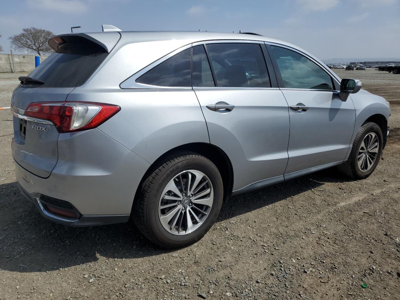 5J8TB3H75HL018502 2017 Acura Rdx Advance