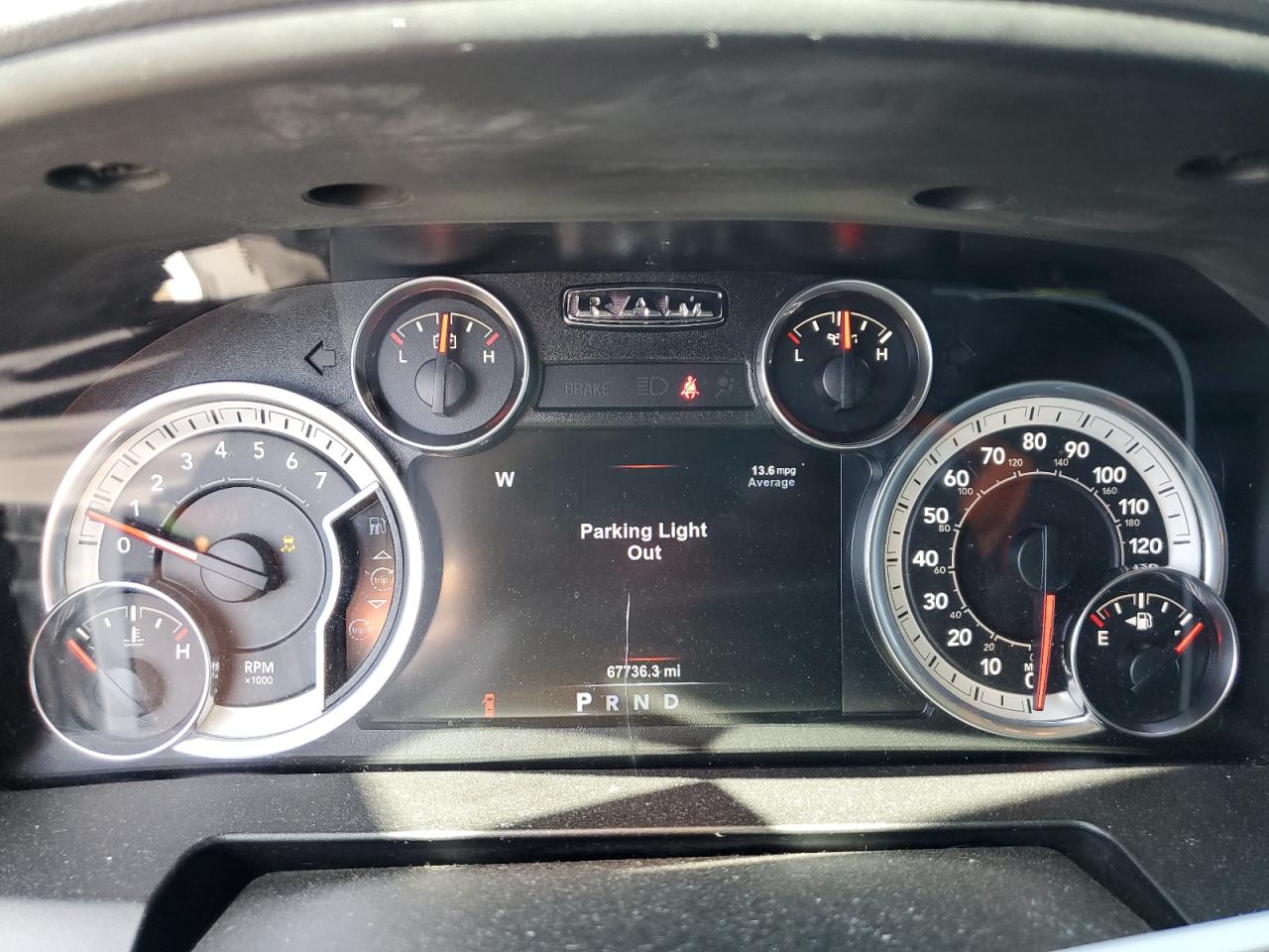 1C6RR7TT7HS792229 2017 Ram 1500 Slt