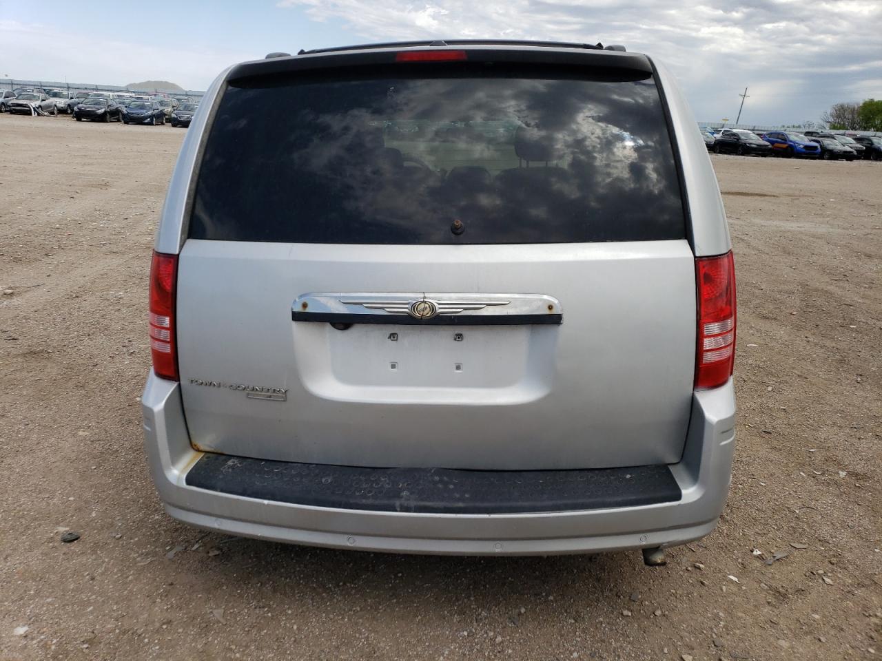 2A8HR54P38R684582 2008 Chrysler Town & Country Touring