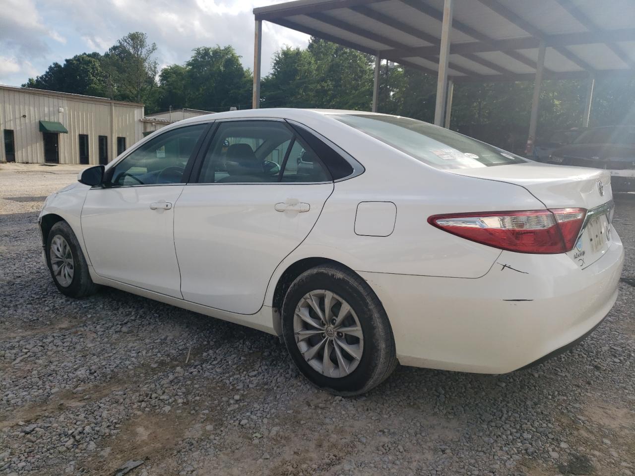 4T1BF1FK9FU975907 2015 Toyota Camry Le