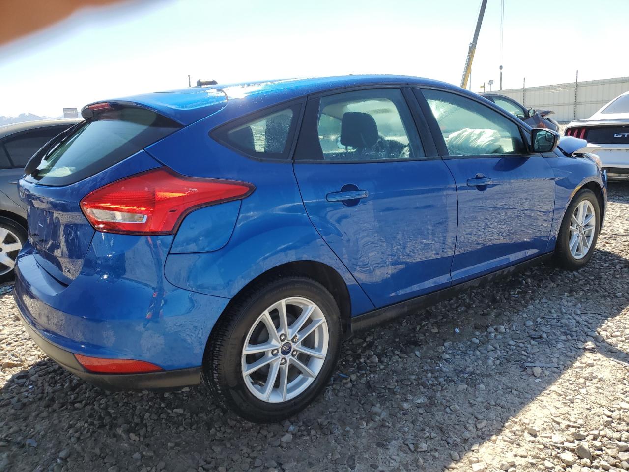 1FADP3K23JL211194 2018 Ford Focus Se