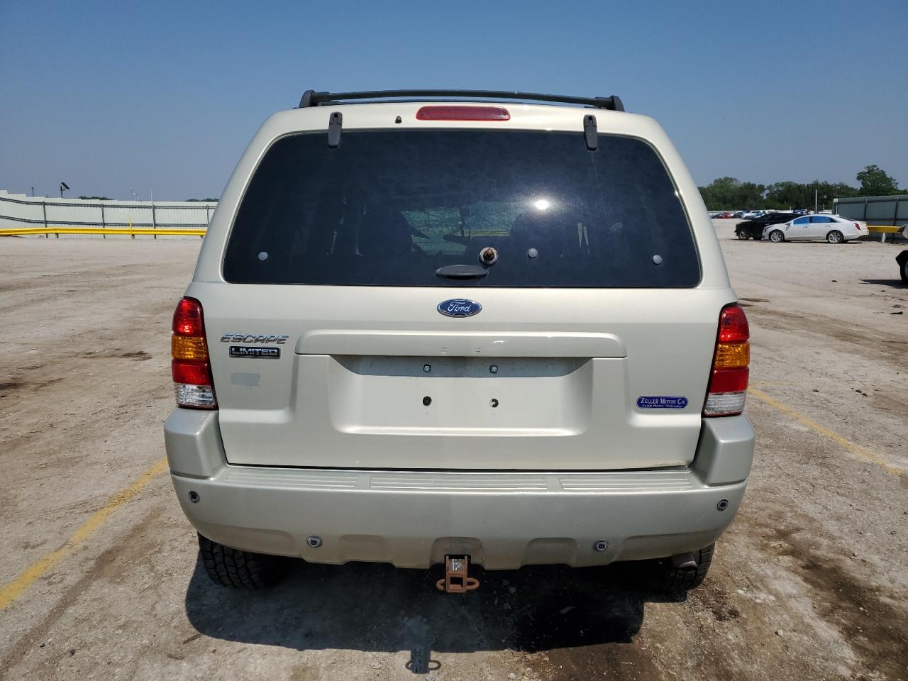 1FMCU04103KB81335 2003 Ford Escape Limited