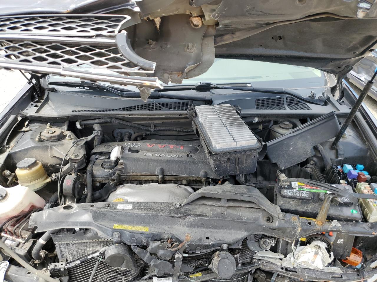 4T1BE32KX4U859925 2004 Toyota Camry Le