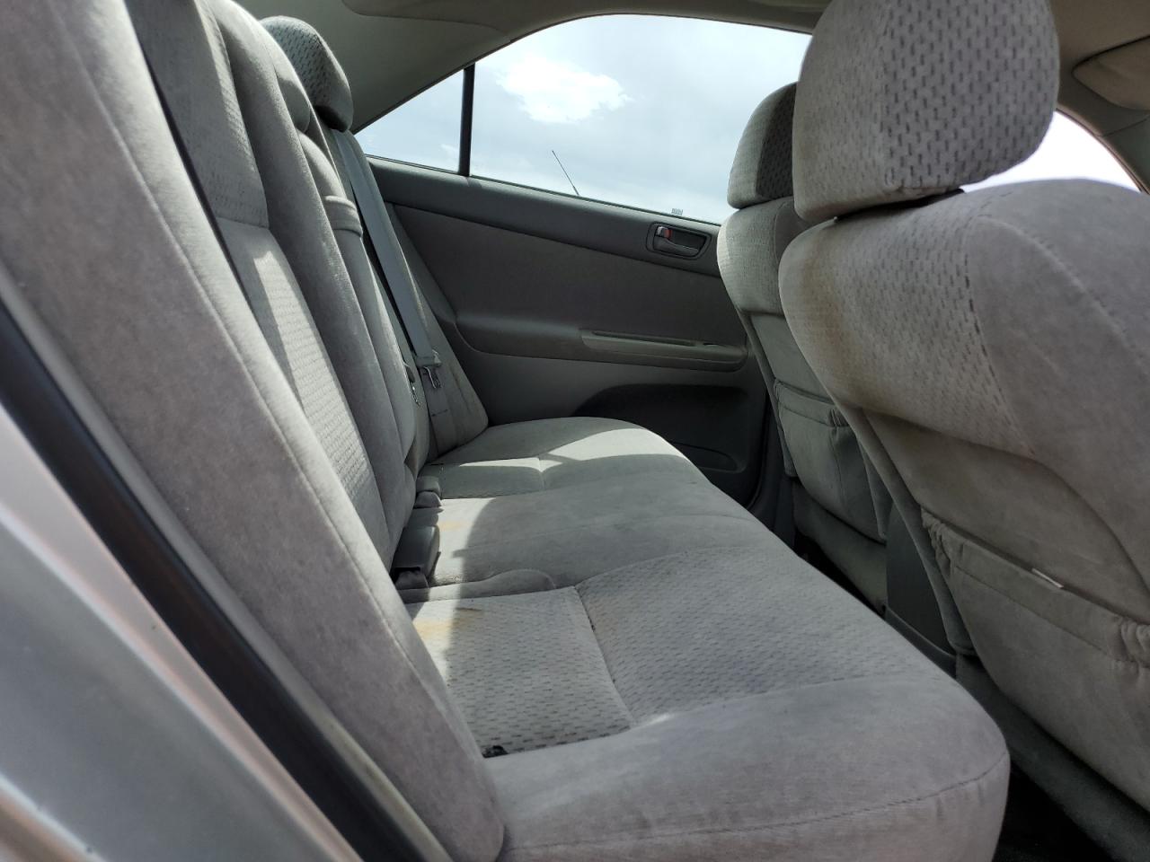 4T1BE32K54U827237 2004 Toyota Camry Le