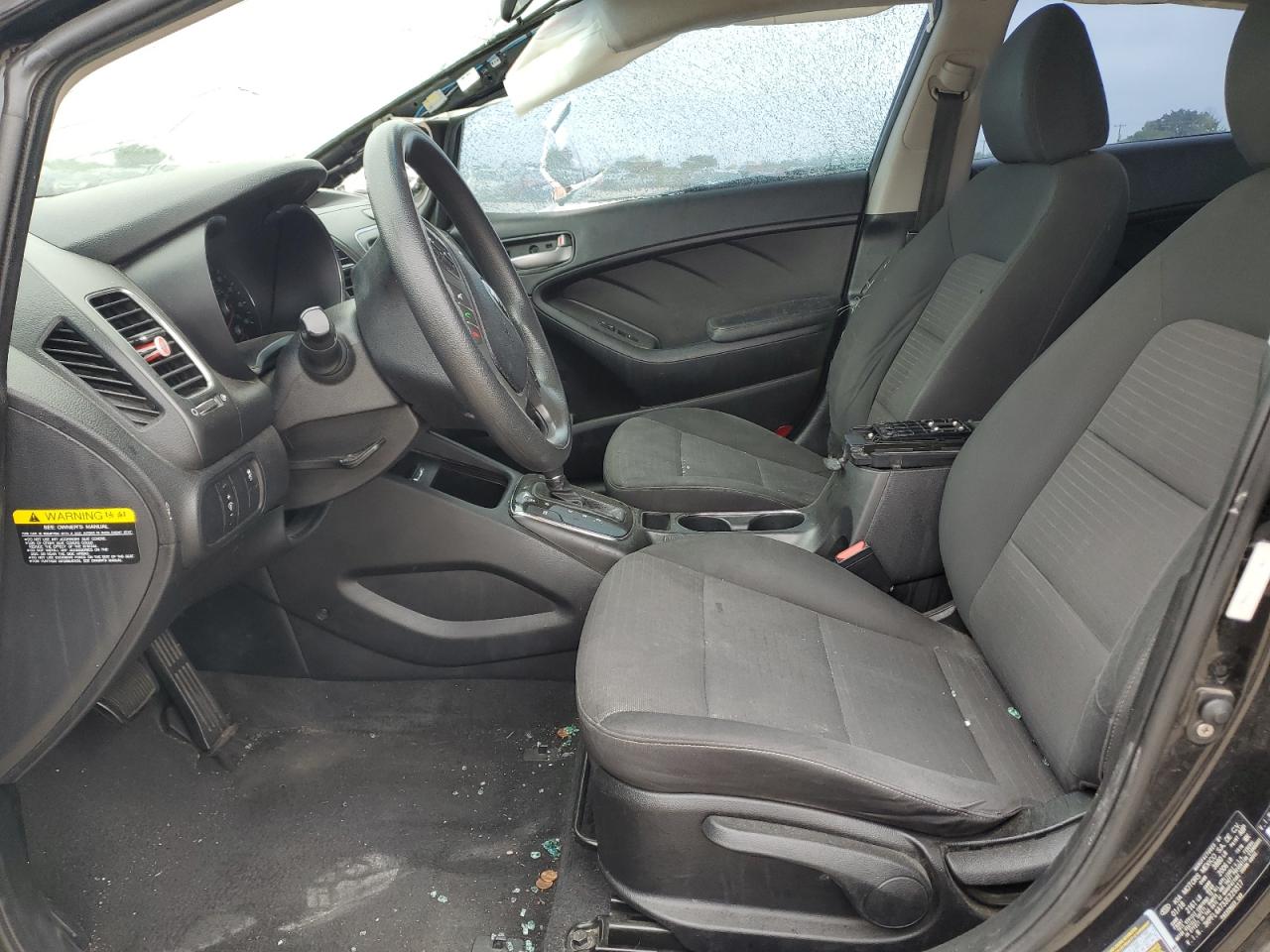 3KPFL4A73JE229317 2018 Kia Forte Lx