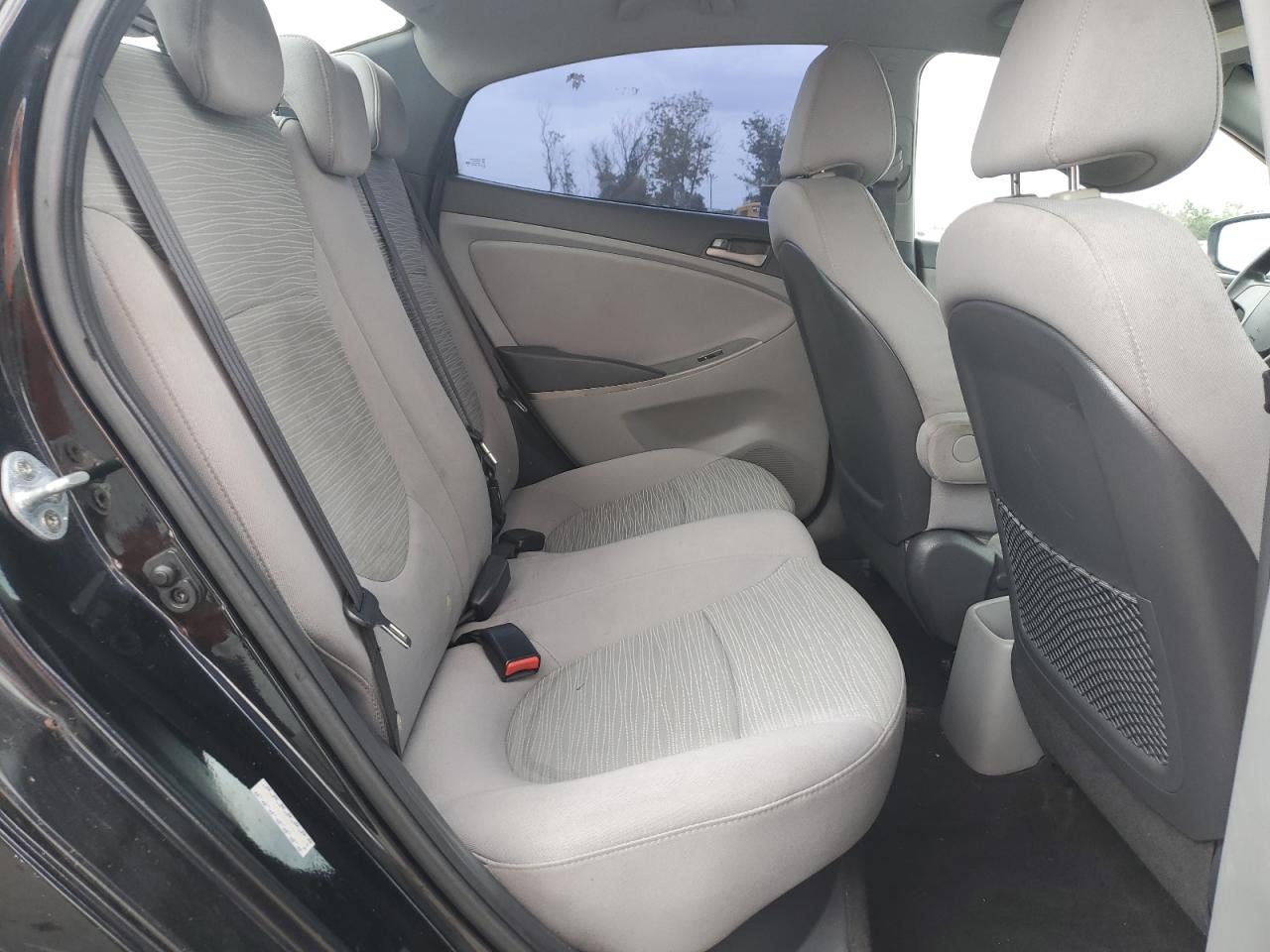 KMHCT4AE2HU242116 2017 Hyundai Accent Se