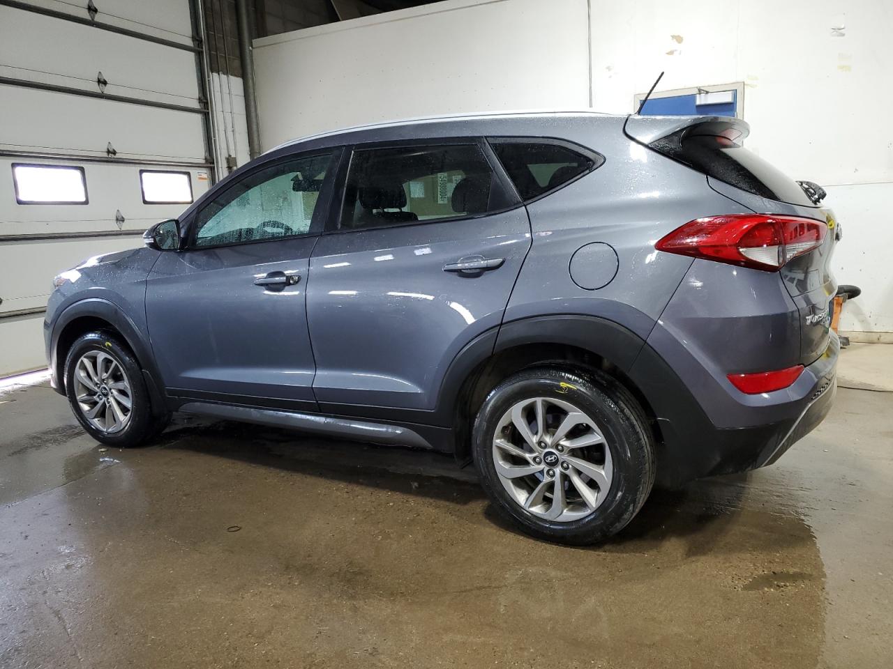 KM8J3CA21GU177605 2016 Hyundai Tucson Limited