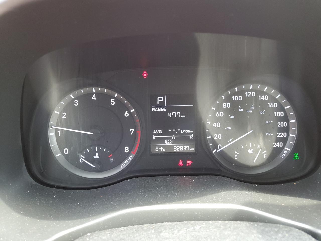 KM8K1CAAXJU124572 2018 Hyundai Kona Se