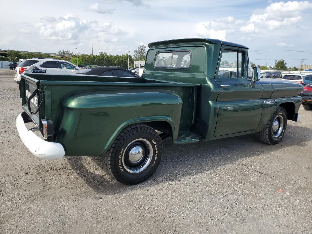 T113165 1960 Chevrolet Apache