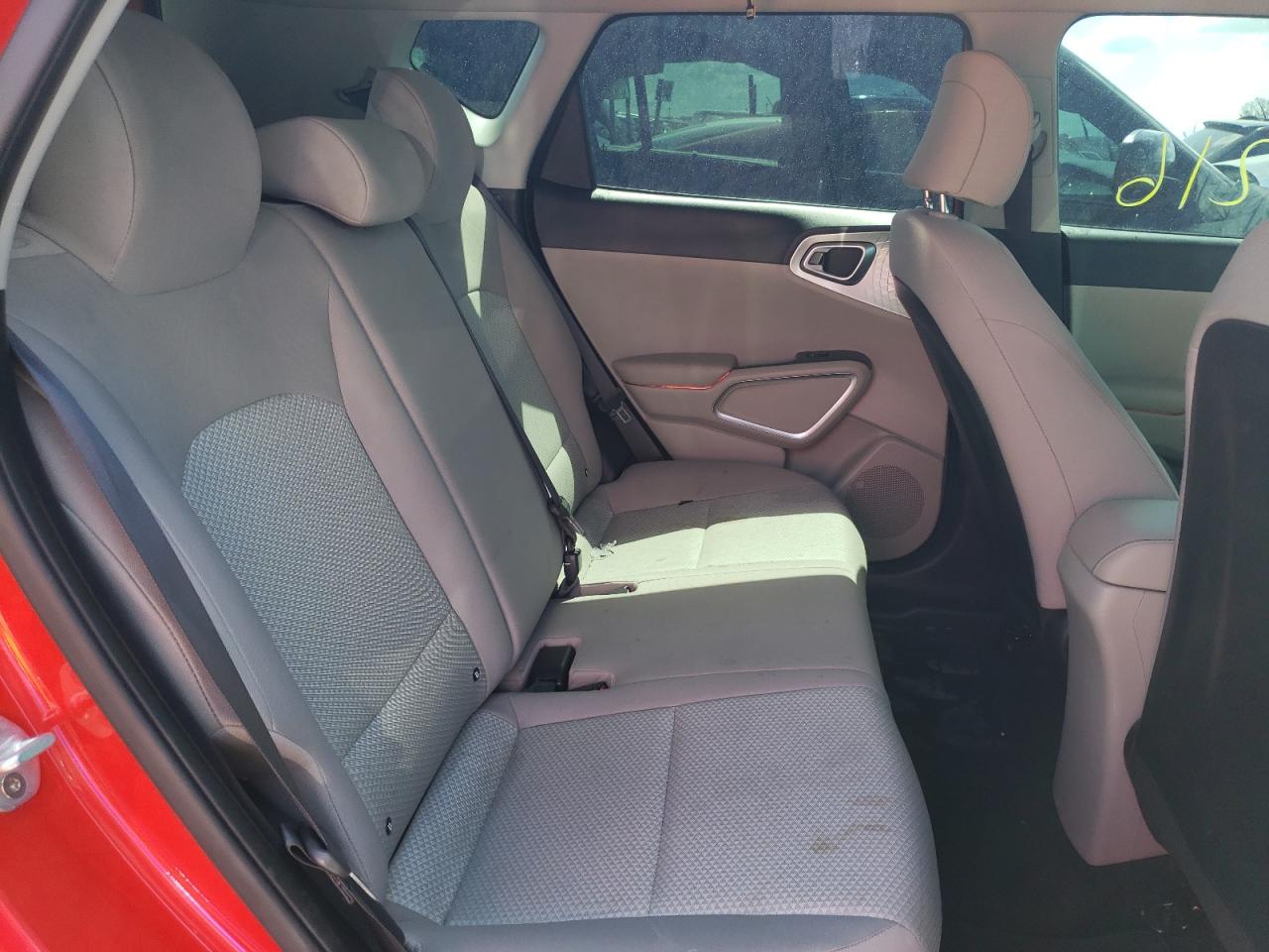 KNDJ23AU4L7728563 2020 Kia Soul Lx