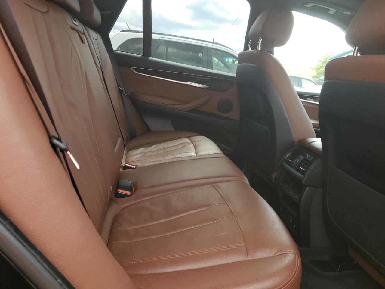 5UXKR0C5XH0U52618 2017 BMW X5 xDrive35I