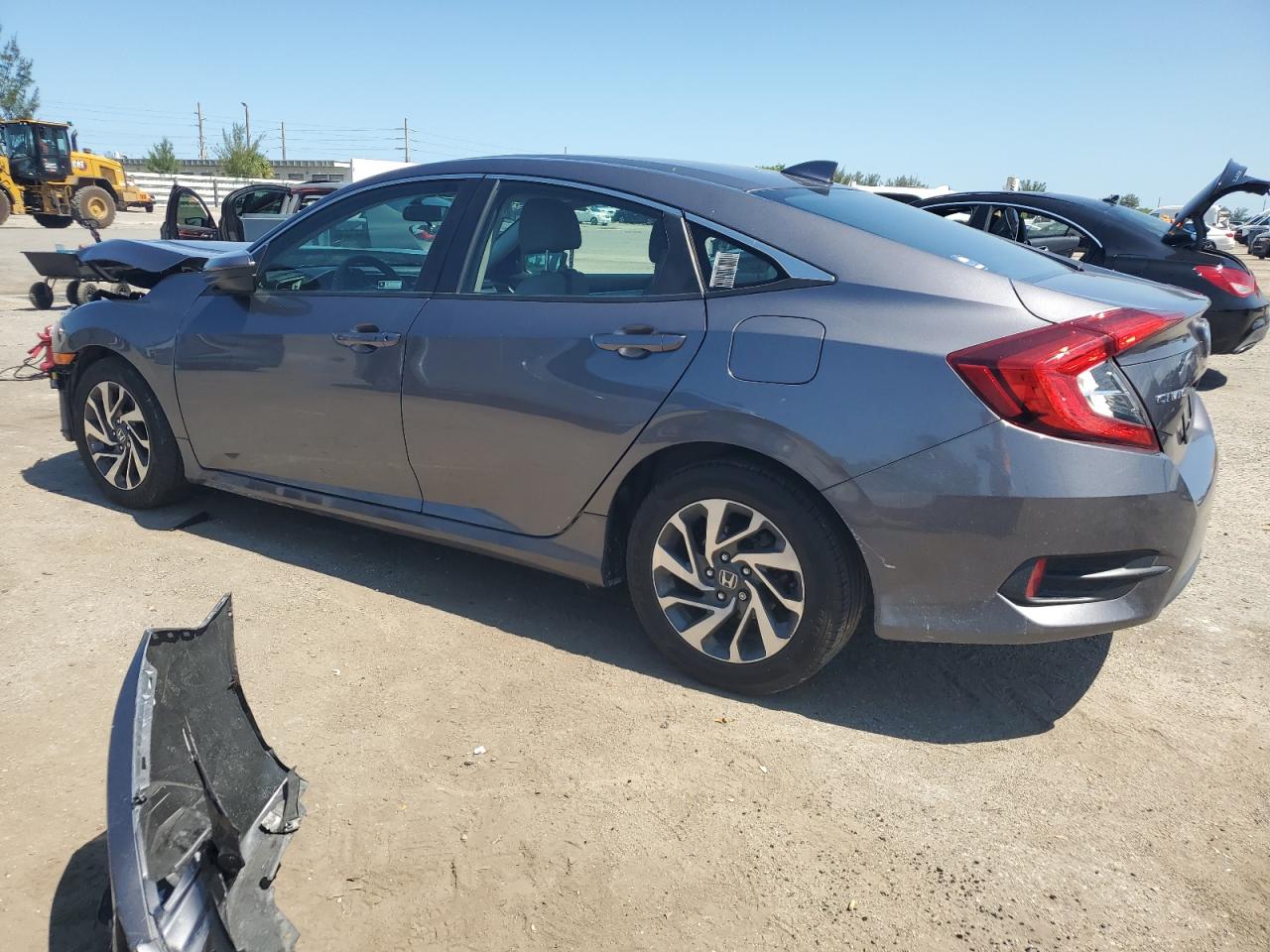 2HGFC2F70JH599515 2018 Honda Civic Ex