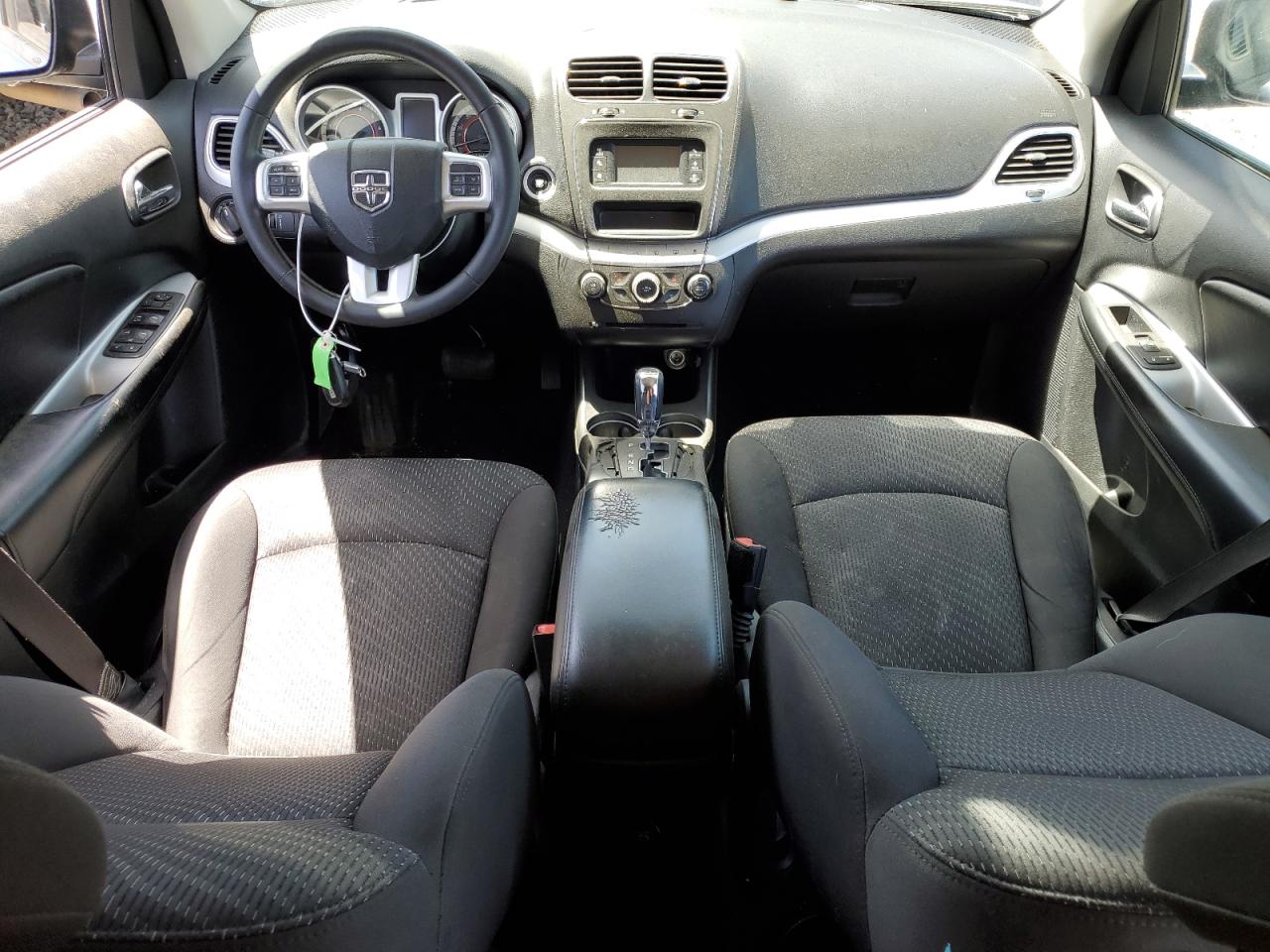 3C4PDDAG0JT311745 2018 Dodge Journey Se