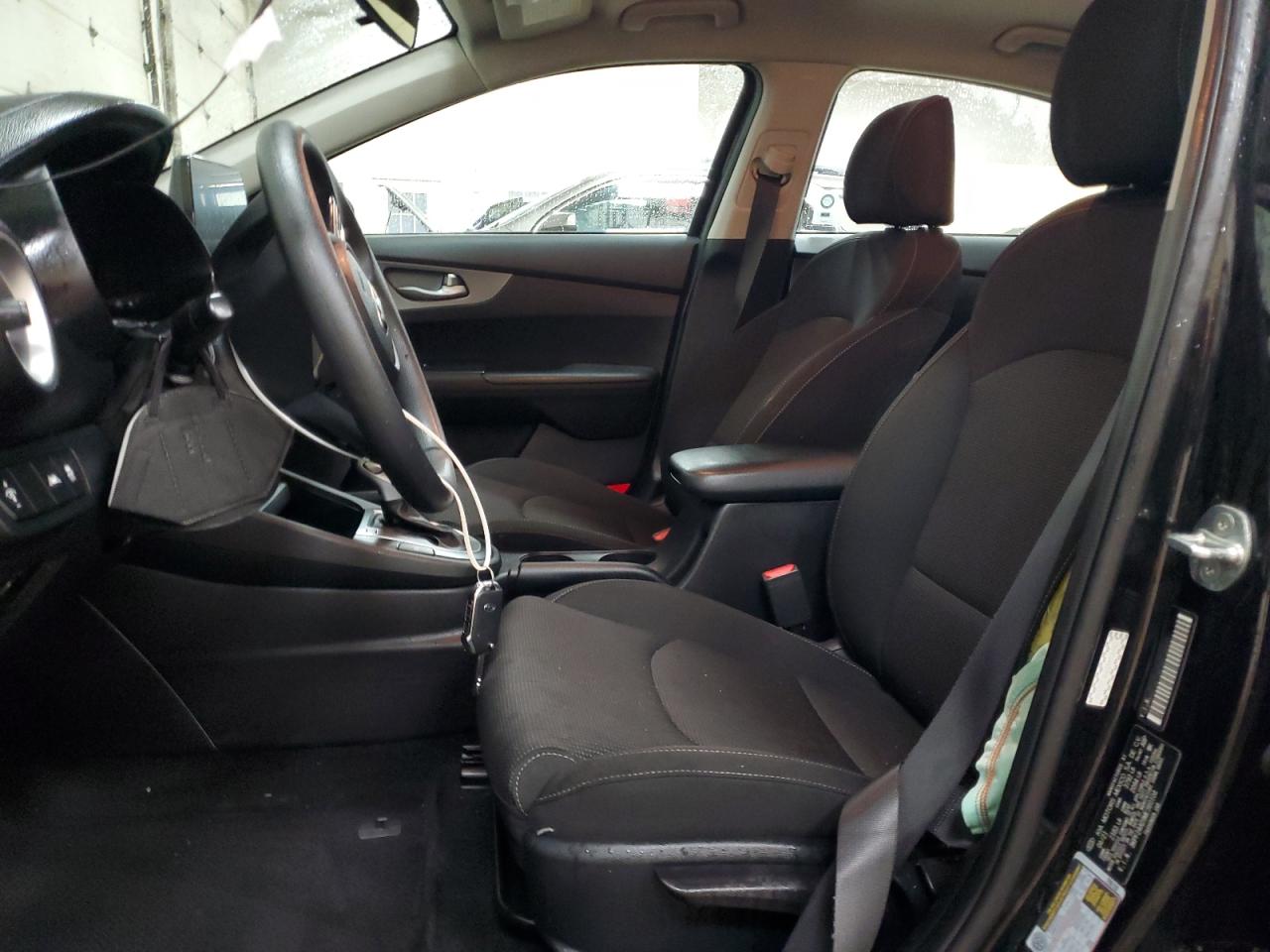 3KPF24AD9ME360104 2021 Kia Forte Fe