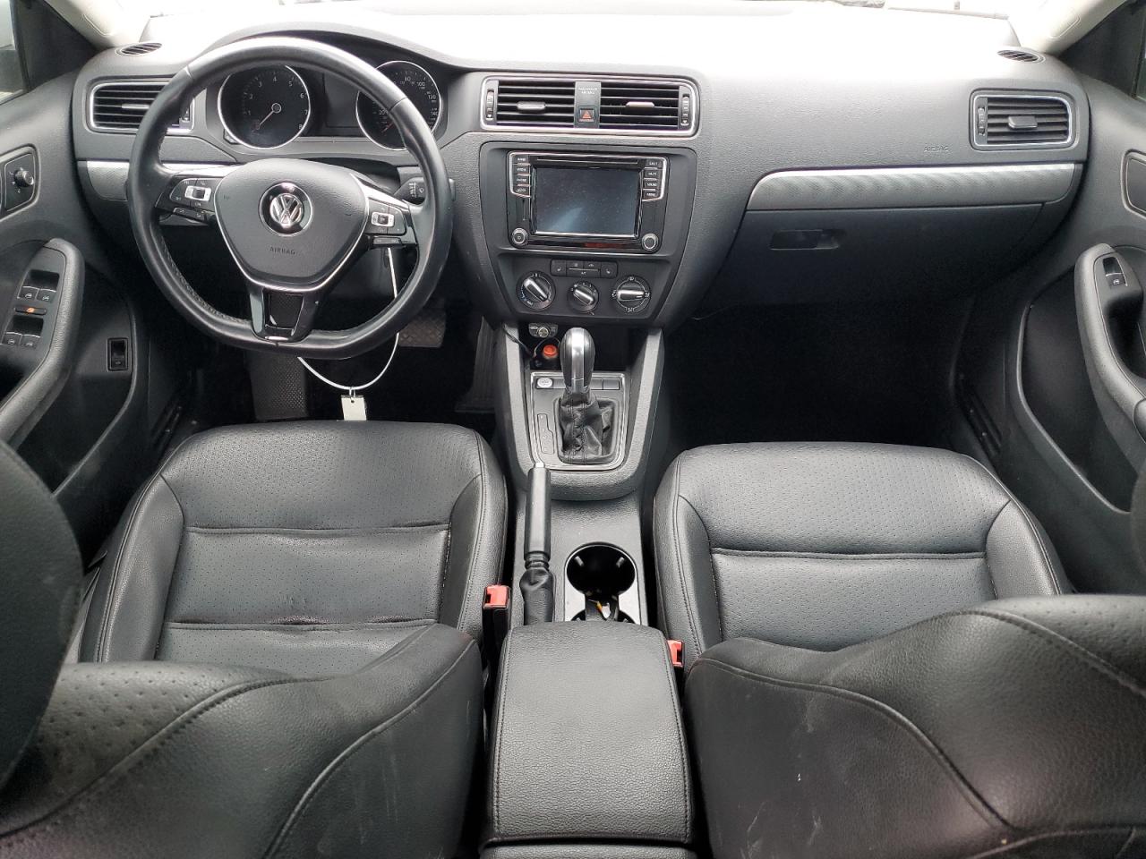 3VWD67AJ9GM397812 2016 Volkswagen Jetta Se