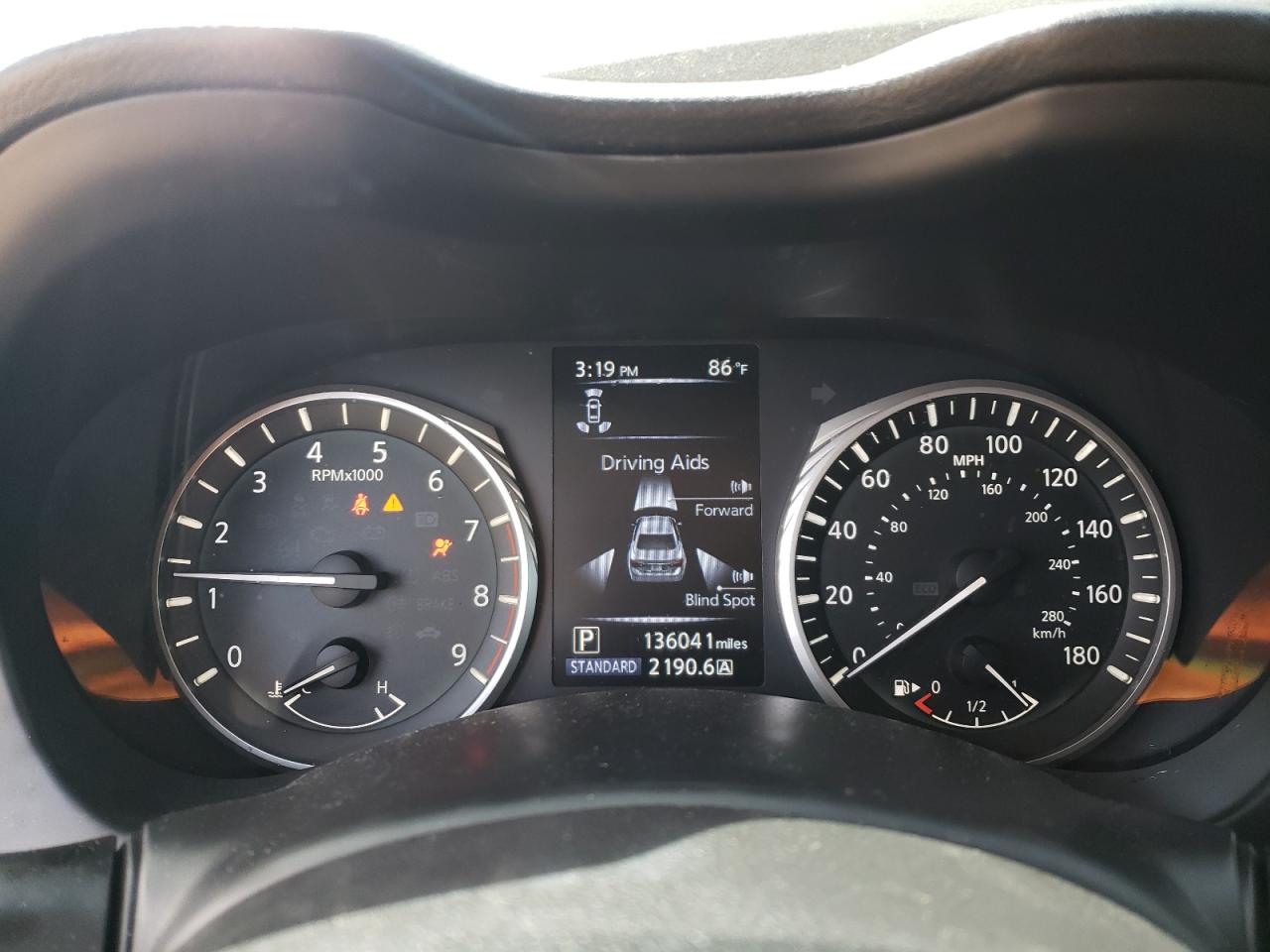 JN1EV7AR2JM431451 2018 Infiniti Q50 Luxe