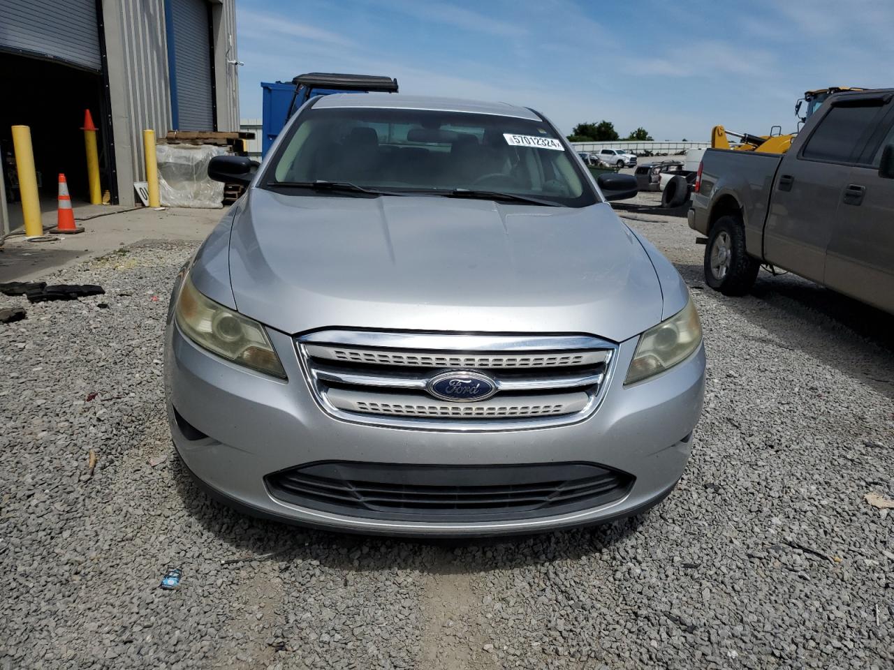 Lot #2828700684 2011 FORD TAURUS SE