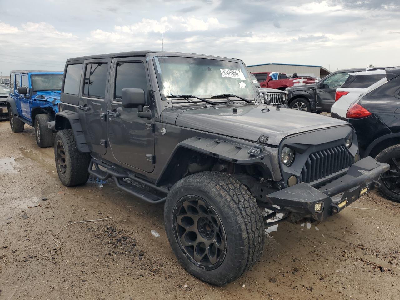 1C4BJWDG2JL938632 2018 Jeep Wrangler Unlimited Sport