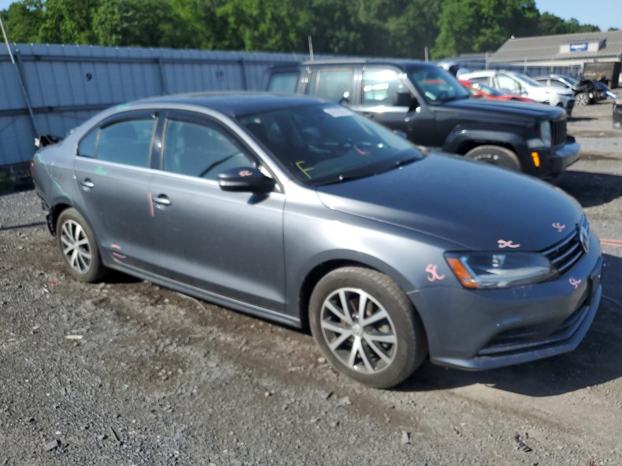 3VWDB7AJ2JM239170 2018 Volkswagen Jetta Se