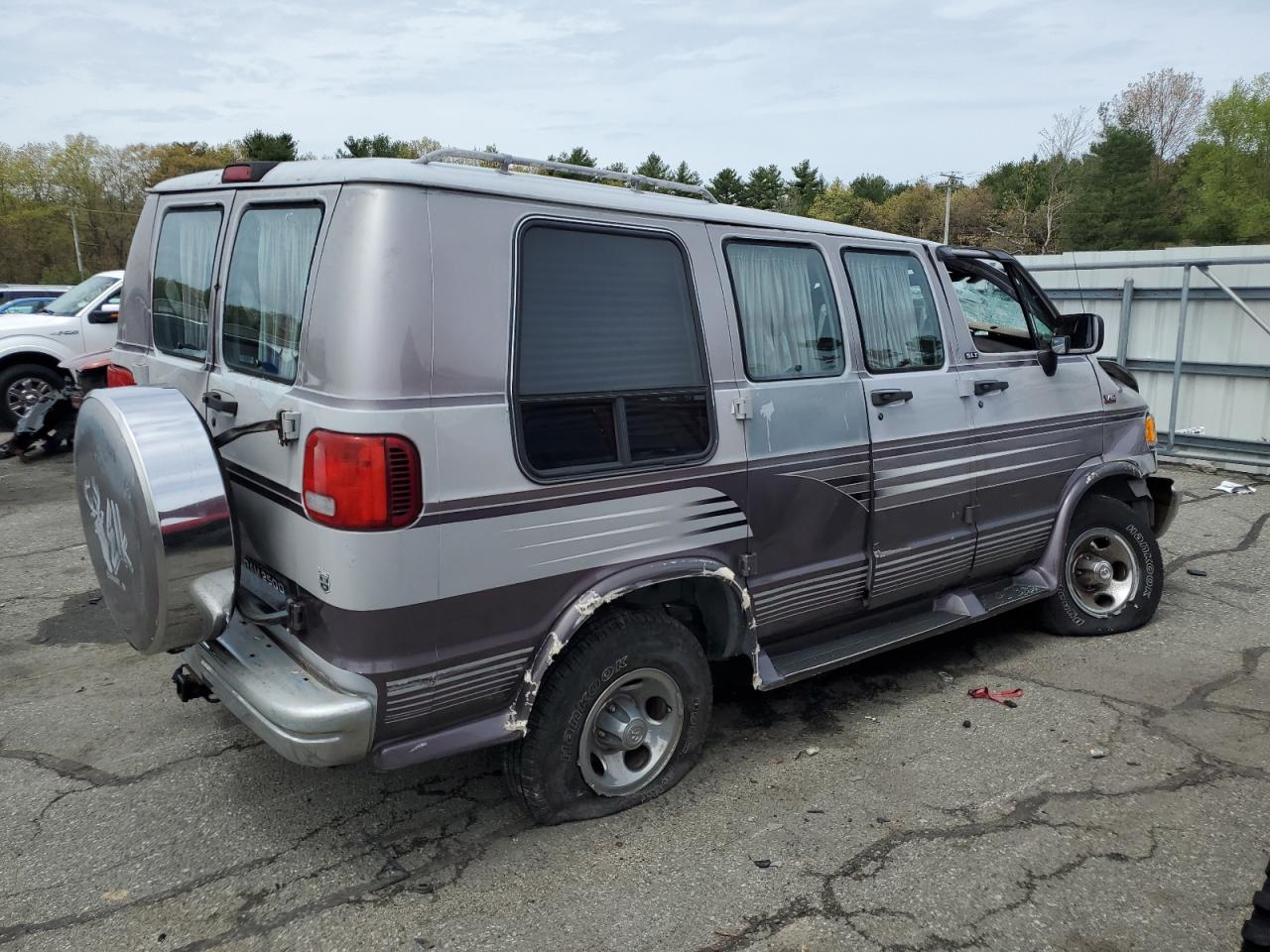 2B7HB21X8SK505290 1995 Dodge Ram Van B2500