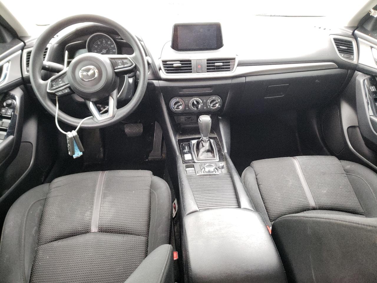 3MZBN1U74JM238789 2018 Mazda 3 Sport