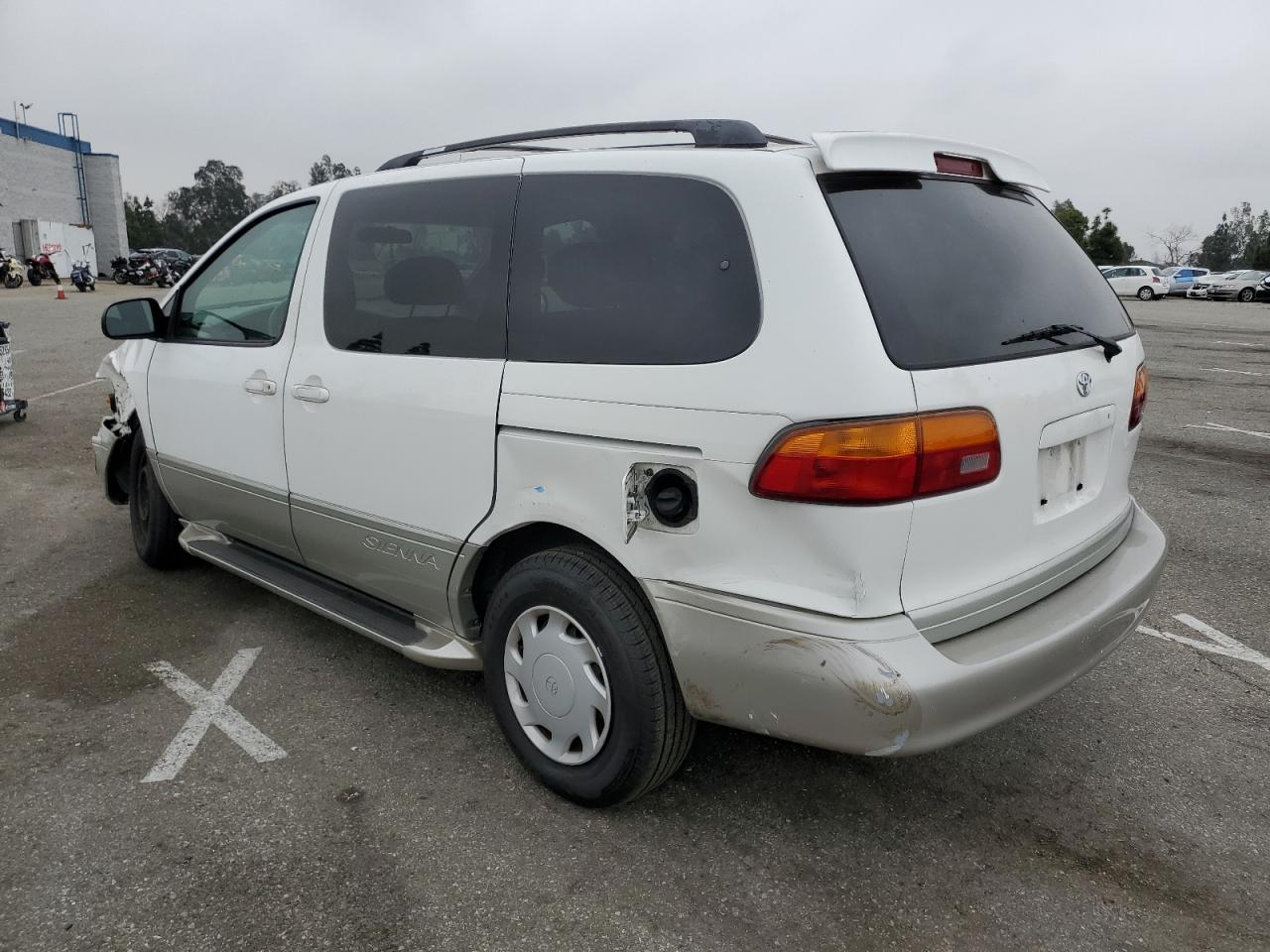 4T3ZF13C4WU081638 1998 Toyota Sienna Le