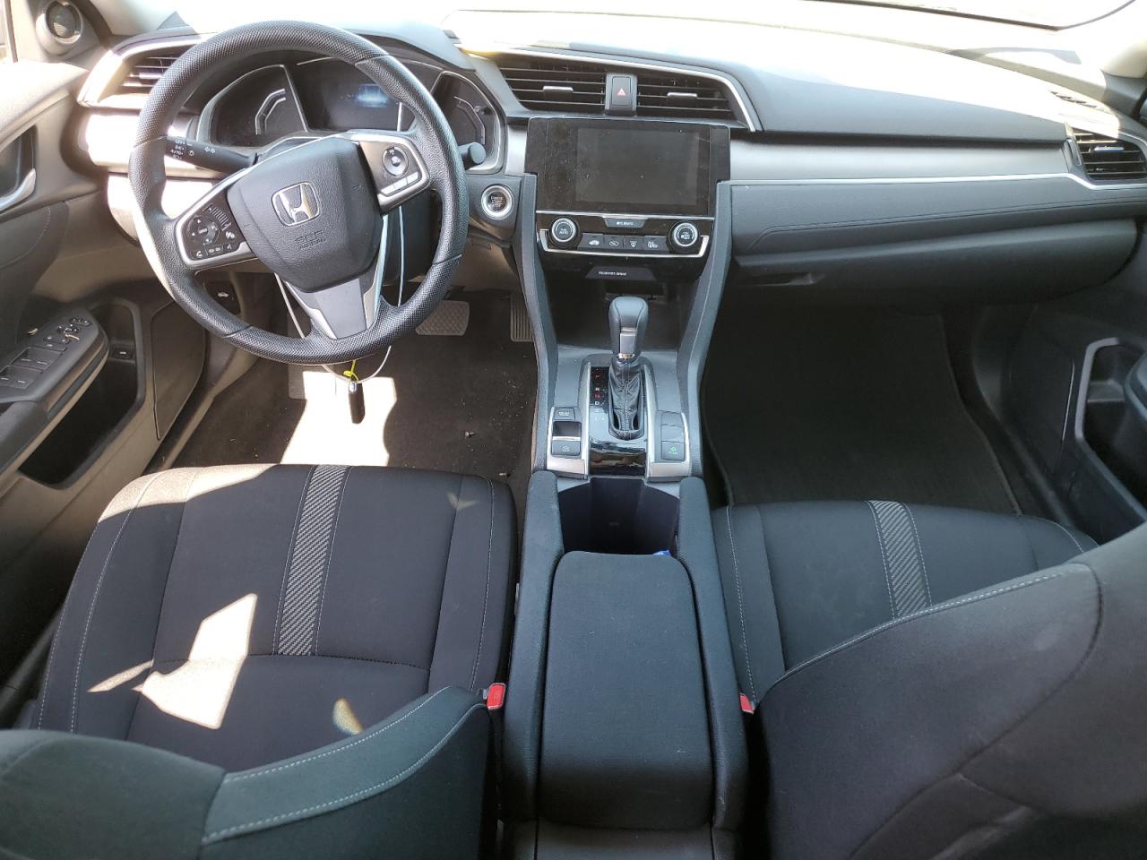 2HGFC2F73JH513985 2018 Honda Civic Ex