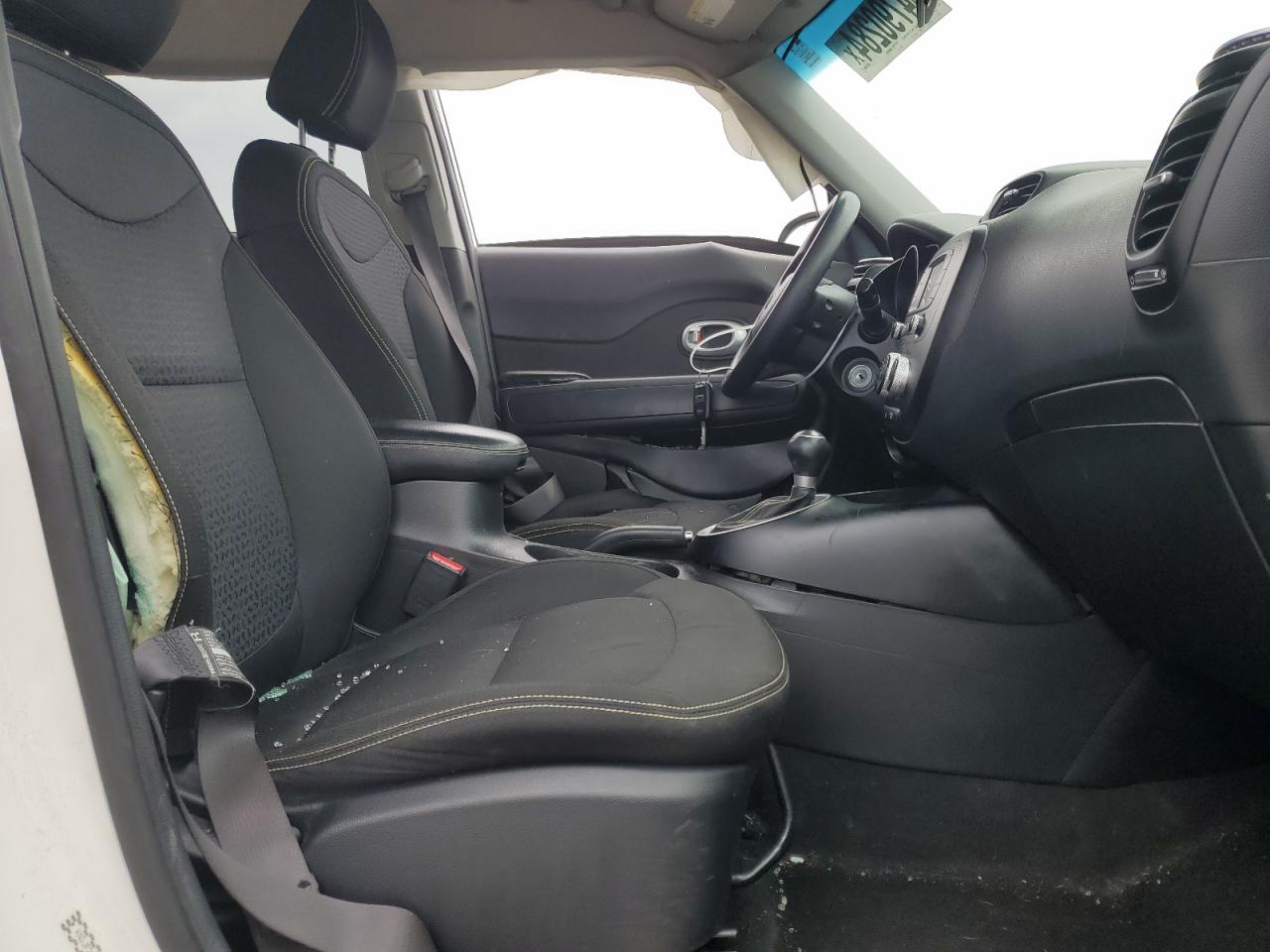 KNDJP3A54G7247423 2016 Kia Soul +