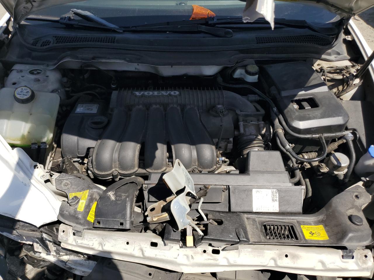 YV1MS382352048892 2005 Volvo S40 2.4I